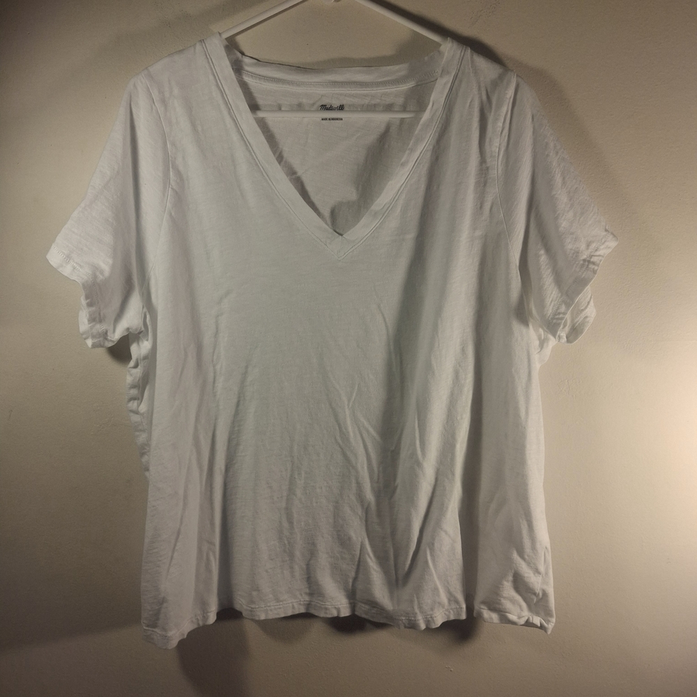Madewell White V-Neck Short Sleeve Tee